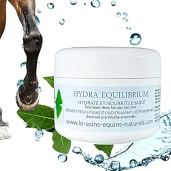 Hydra Equilibrium hydrate et nourrit le sabot